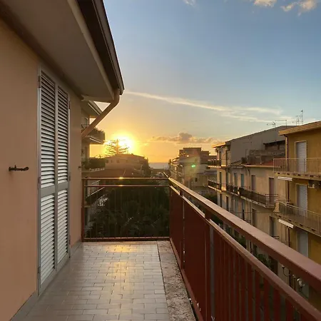 Apartment Margheritaville! Penthouse With Views!